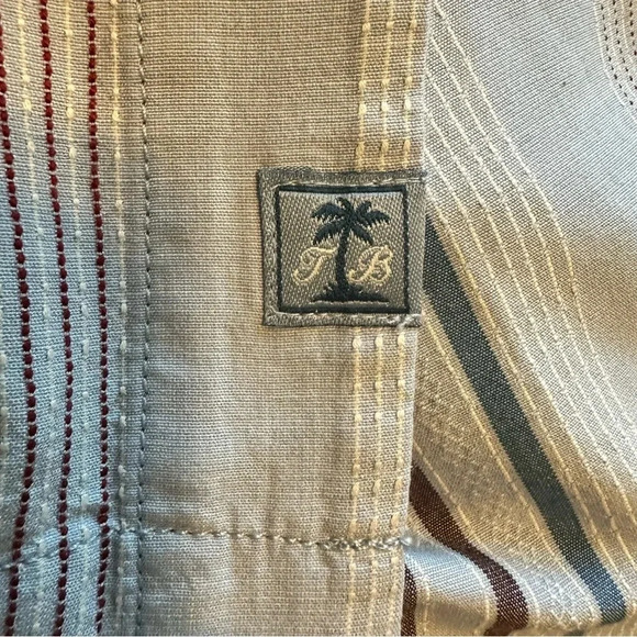 Tommy Bahama Men’s 100% Silk Long Sleeve Shirt Stripe Button Down - Picture 8 of 8